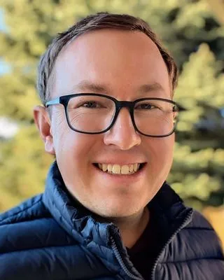 Dr. Eric Wilson
